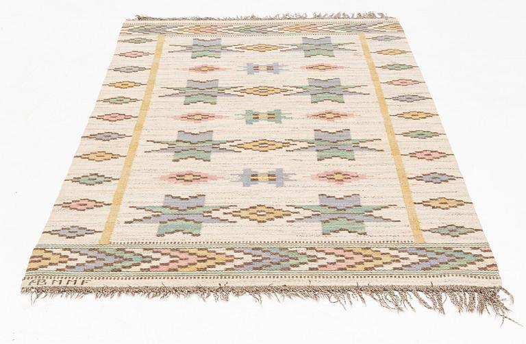 a carpet, "Vit botten", flat weave, ca 241 x 120 cm, signed AB MMF.