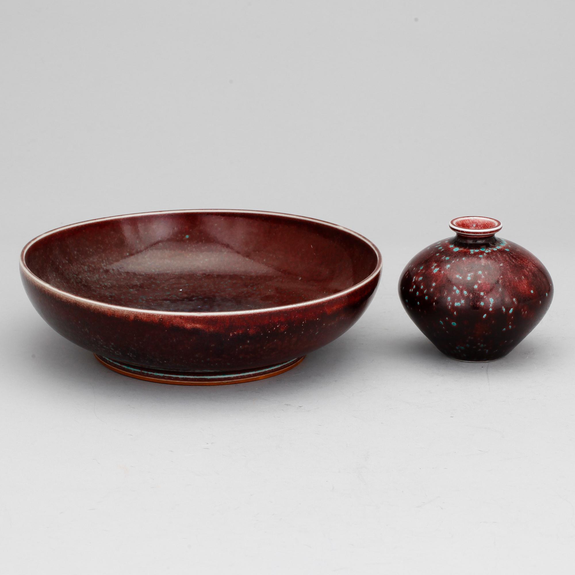 SKÅLFAT samt VAS, stengods, Berndt Friberg. Gustavsberg.