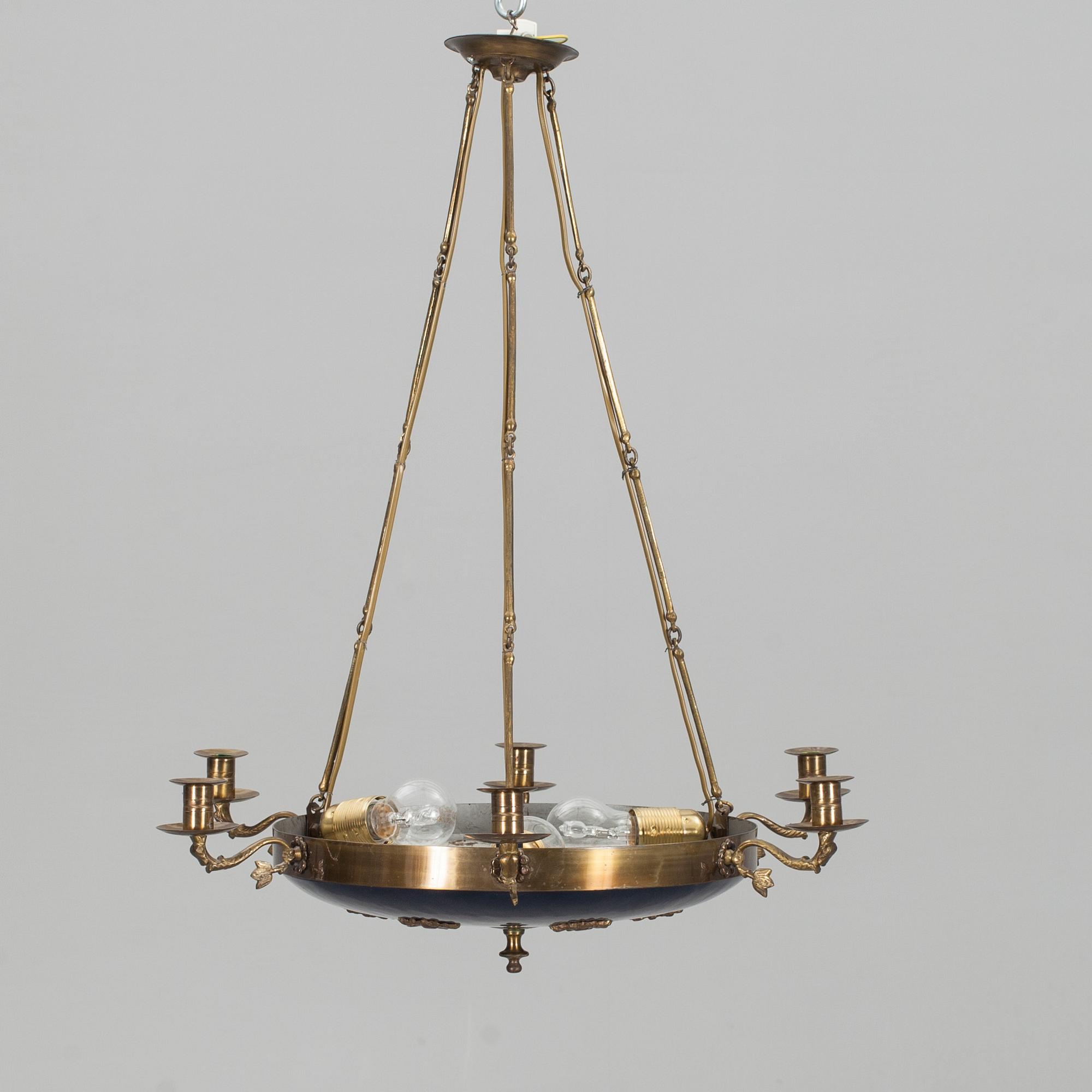 TAKAMPEL, empirestil, 1900-talets första hälft.