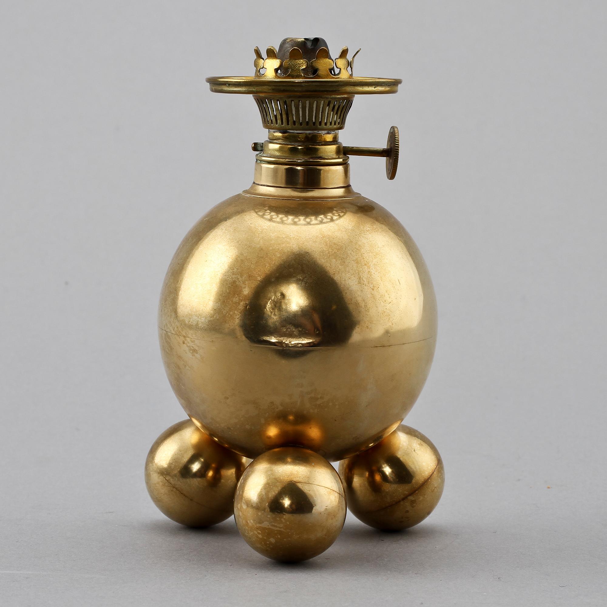 FOTOGENLAMPA, mässing, Gusums bruk, 1900-tal.