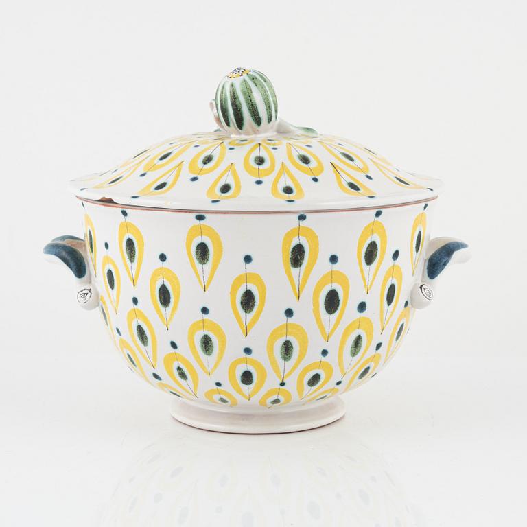 Stig Lindberg, a tureen with cover, Gustavsbergs studio.