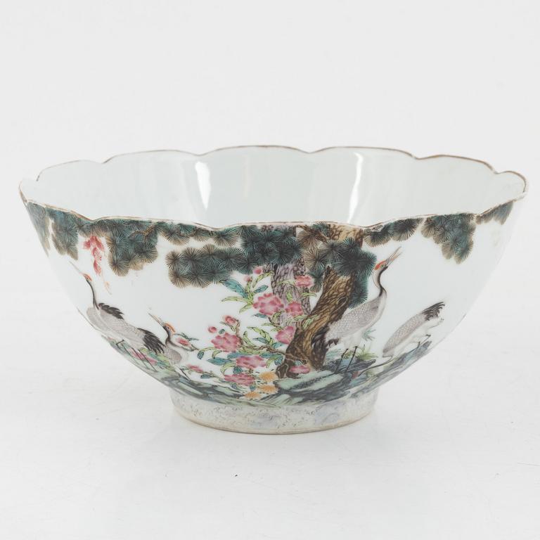 A Chinese famille rose porcelain bowl, 20th century.