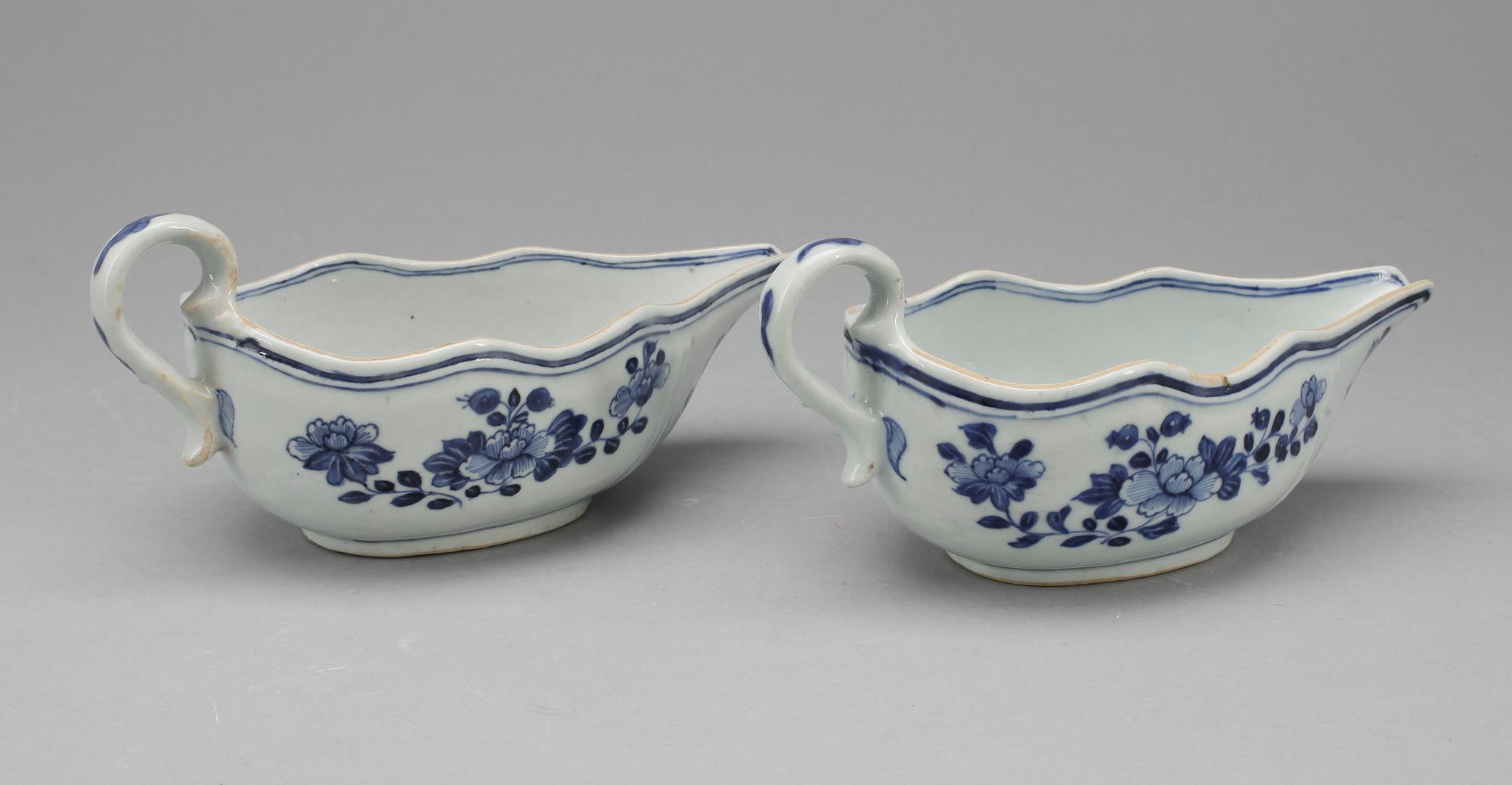 SÅSSNIPOR, ett par snarlika, porslin, Kina, Qing dynastin, Qianlong 1700-tal.