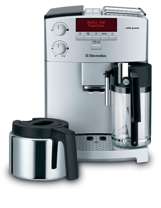 ESPRESSO OCH KAFFEBRYGGARE. Electrolux. Säljs till förmån för World Childhood Foundation.
