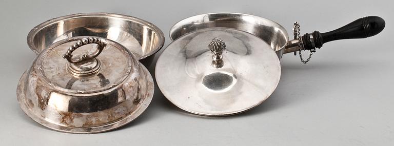 DUBBELKAROTT SAMT SERVERINGSKASTRULL, nysilver, AG Dufva, tidigt 1900-tal.