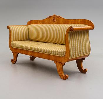 SOFFA, senempire, 1800-talets mitt.