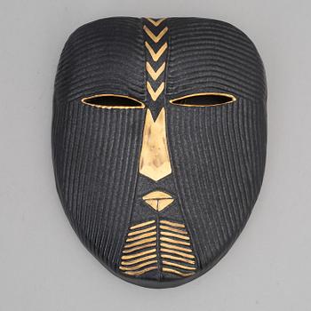 LISA LARSON, mask, stengods, K-studion, Gustavsberg.