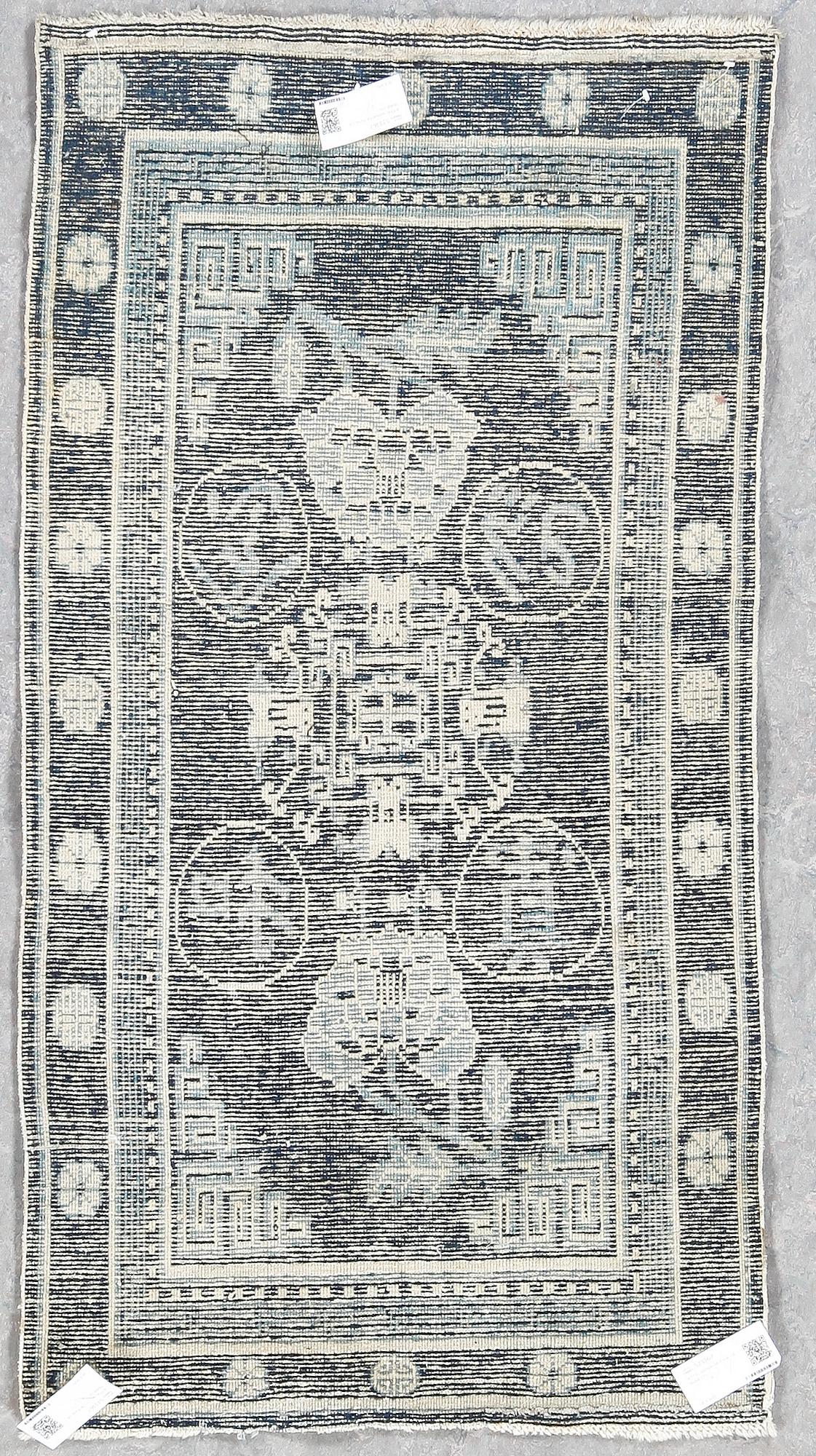 MATTA, semiantik Kina, ca 129x68 cm.