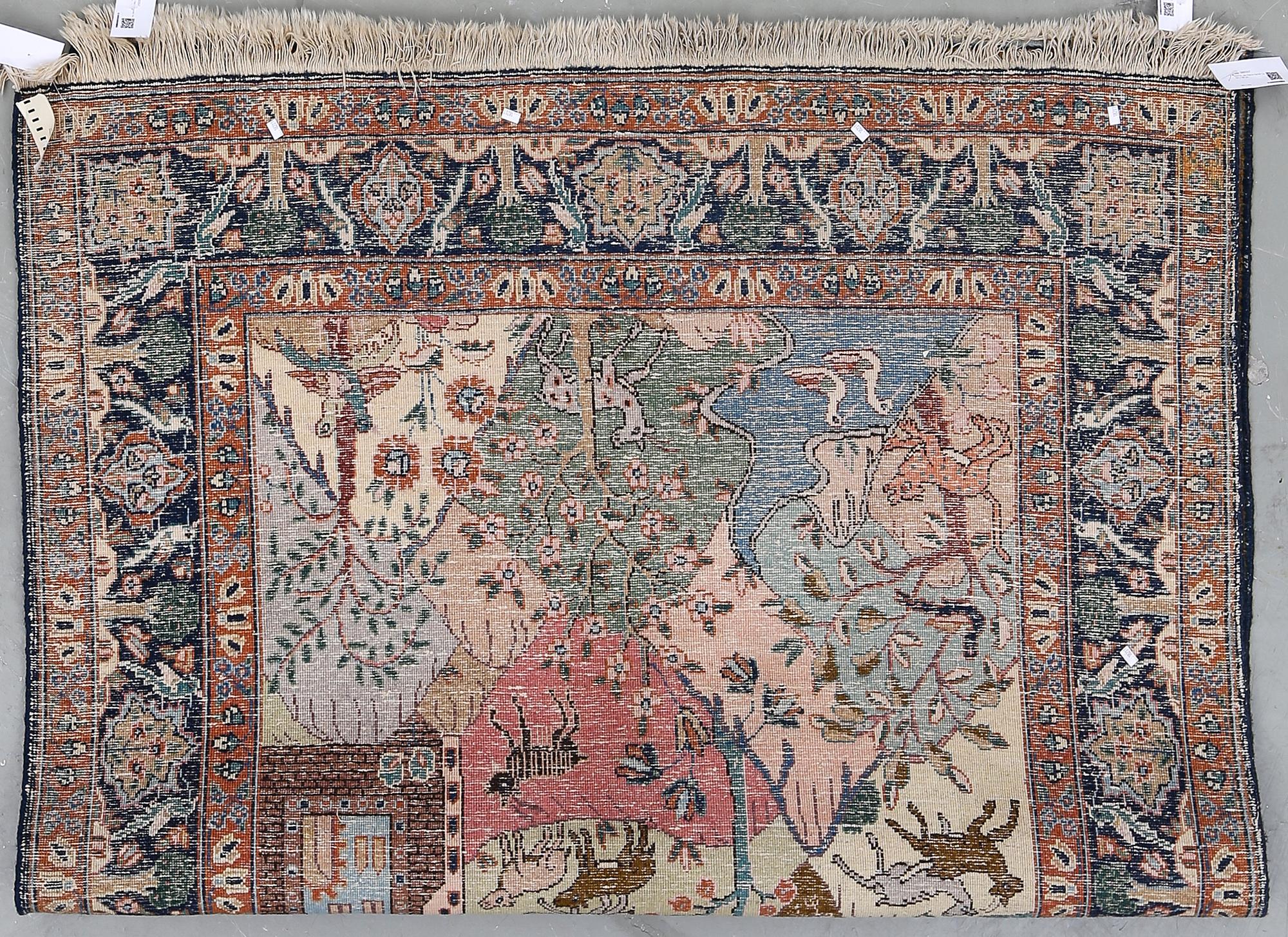 MATTA, old Täbris figural. Ca 193 x 138 cm.