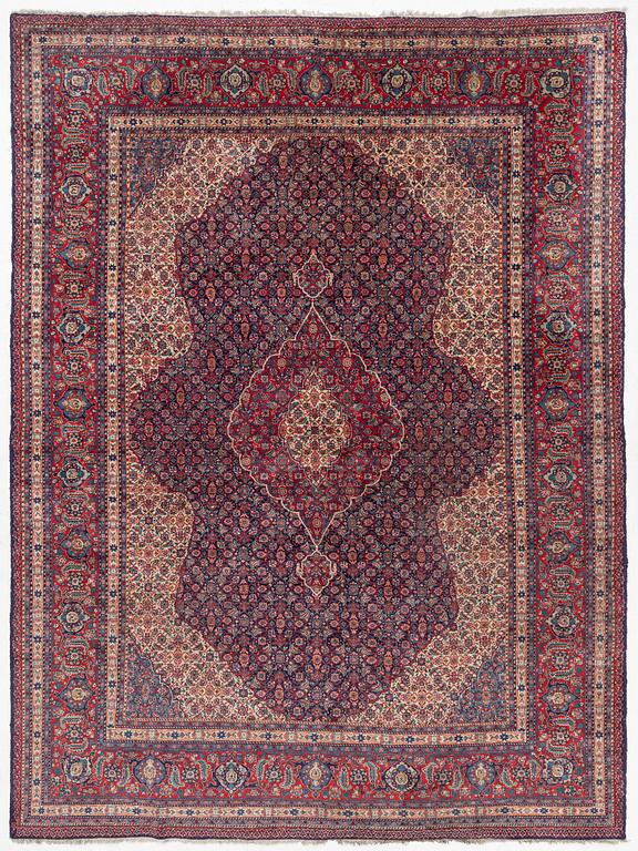 Carpet, oriental, approx. 405 x 305 cm.
