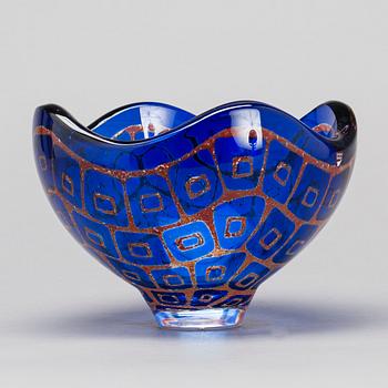 A SVEN PALMQUIST RAVENNA BOWL, ORREFORS 1989.