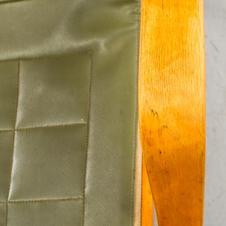 KARMSTOL, "Ax-stolen", Peter Hvidt & Orla Molgaard Nielsen, Fritz Hansen, Danmark.