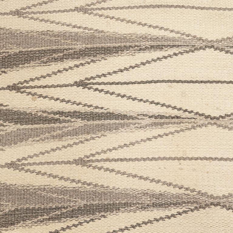 Ingrid Dessau, matta, rölakan, ”Sylarna",  ca 227 x 158 cm.