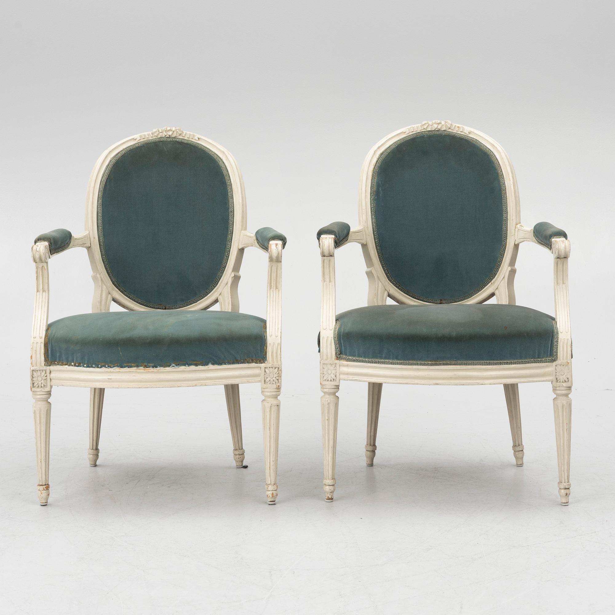 Karmstolar, ett par, Louis XVI, 1700-talets andra hälft.