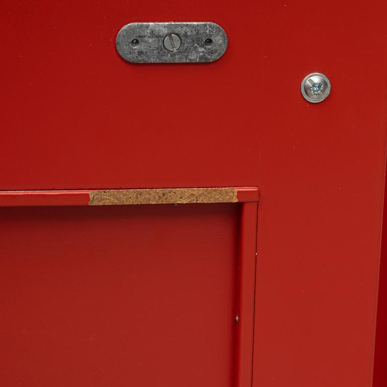 Göran Malmvall, skåp ett par,  KA72, Karl Andersson & söner.