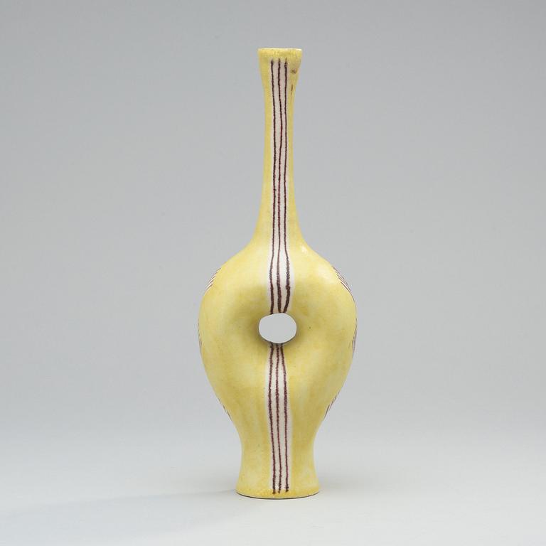 A Guido Gambone ceramic vase, Florence, Italy circa 1960.