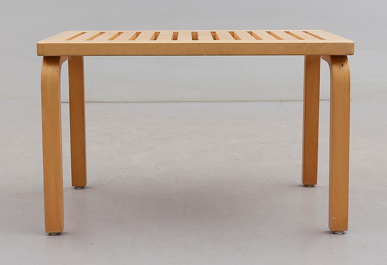 BÄNK, modell 153B, Alvar Aalto, Artek, 1900-talets andra hälft.
