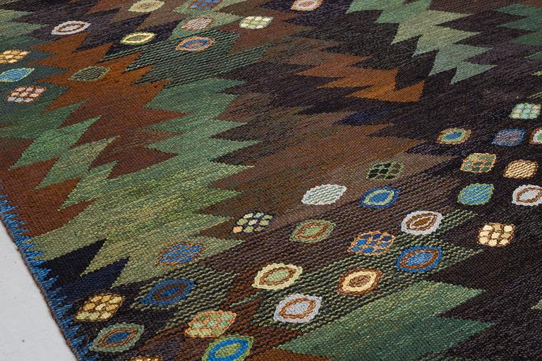 Barbro Nilsson, matto, "Tånga brun och grön", flat weave, ca 223 x 153-155 cm, signed AB MMF BN.