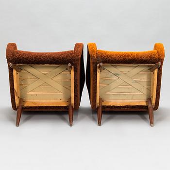 Kurt Hvitsjö, a par of mid-20th century '461' armchairs for Isku.