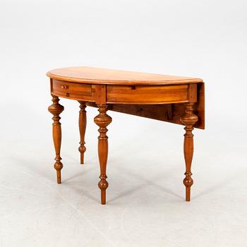 Table from the late 19th century.