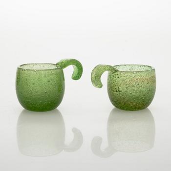 Oiva Toikka, boolimalja ja 7 lasia, "Iglu", signeerattu Oiva Toikka NNuutajärvi Notsjö, 1973-75.