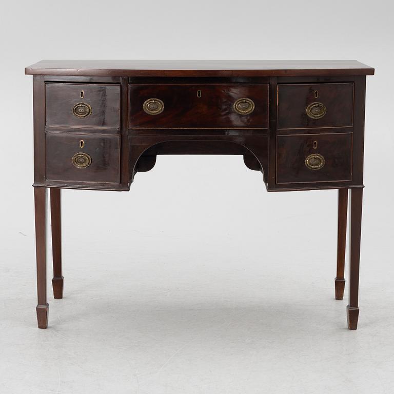 Sideboard, England, Sheraton style, early 20th century.