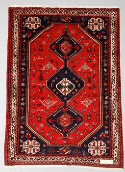 MATTA, Hamadan, 235 x 160 cm.