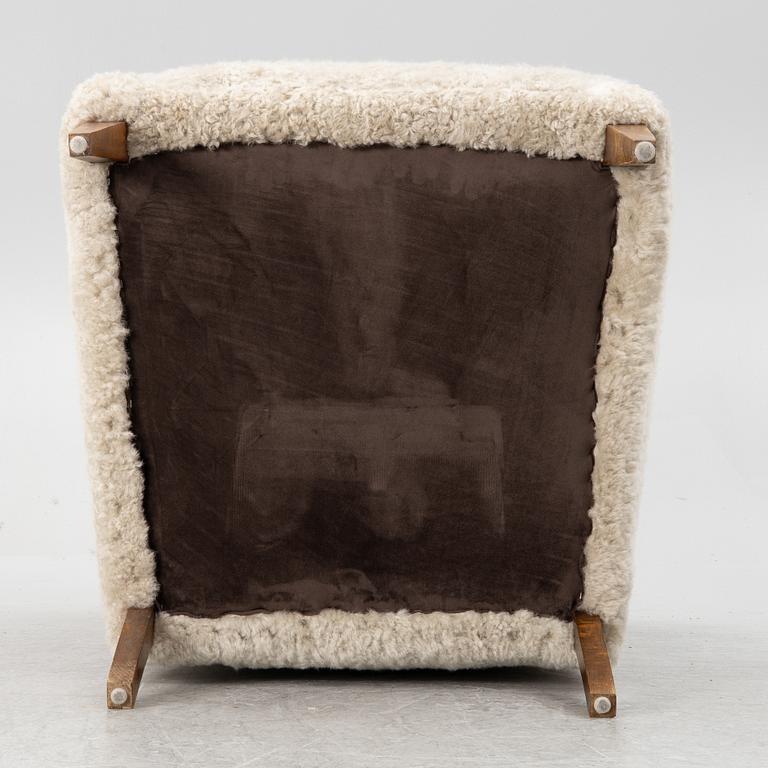 A Swedish Modern armchair, mid 20th century.