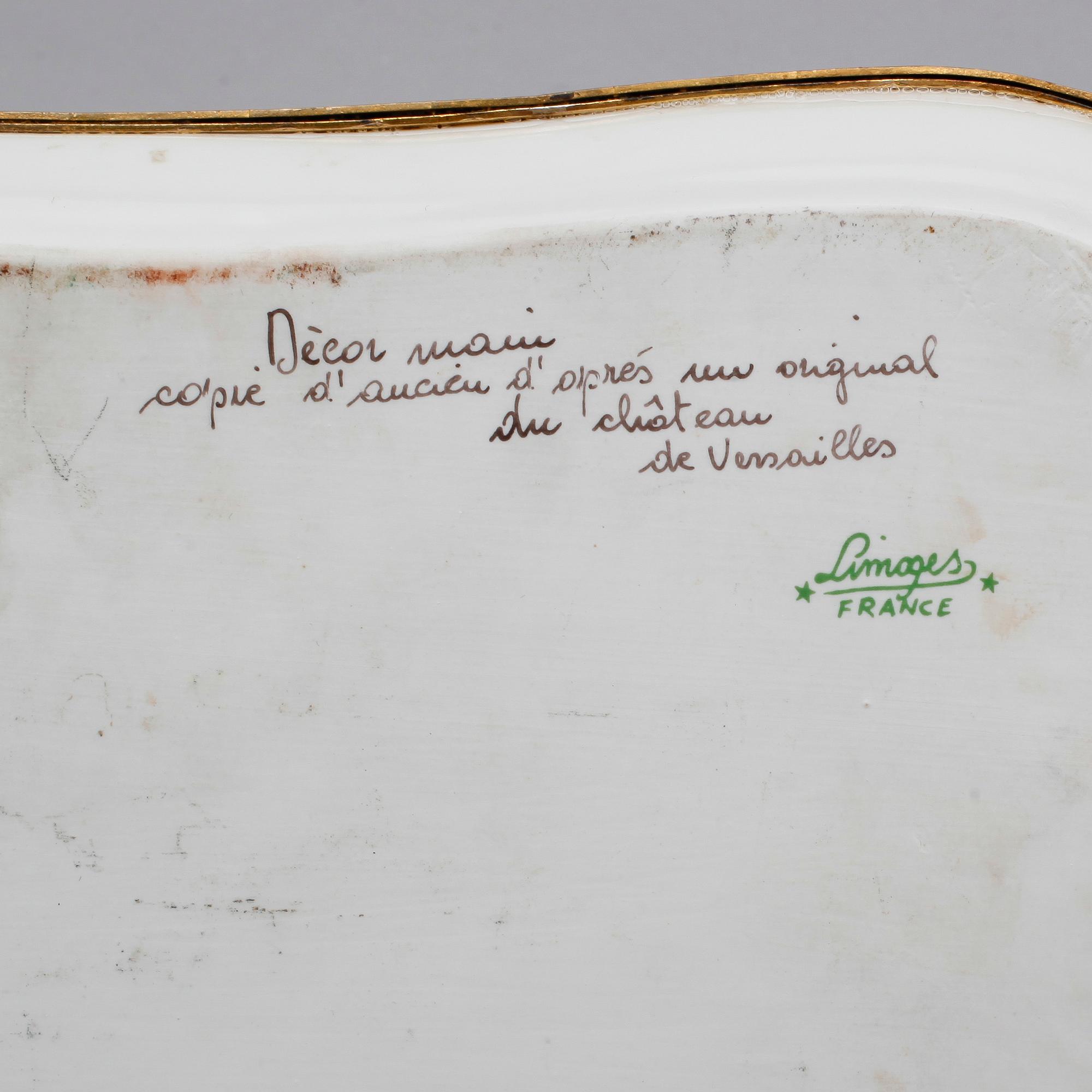 BRICKA, porslin, Limoges, Frankrike, 1900-talets första hälft.