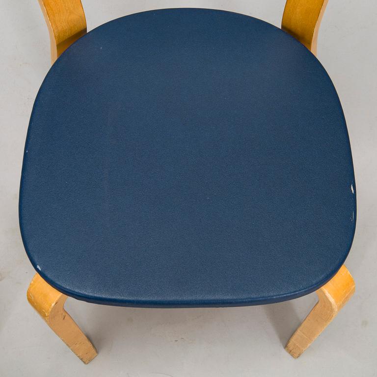 Alvar Aalto, stolar, 4 st, modell 69, Artek 1970/80-tal.