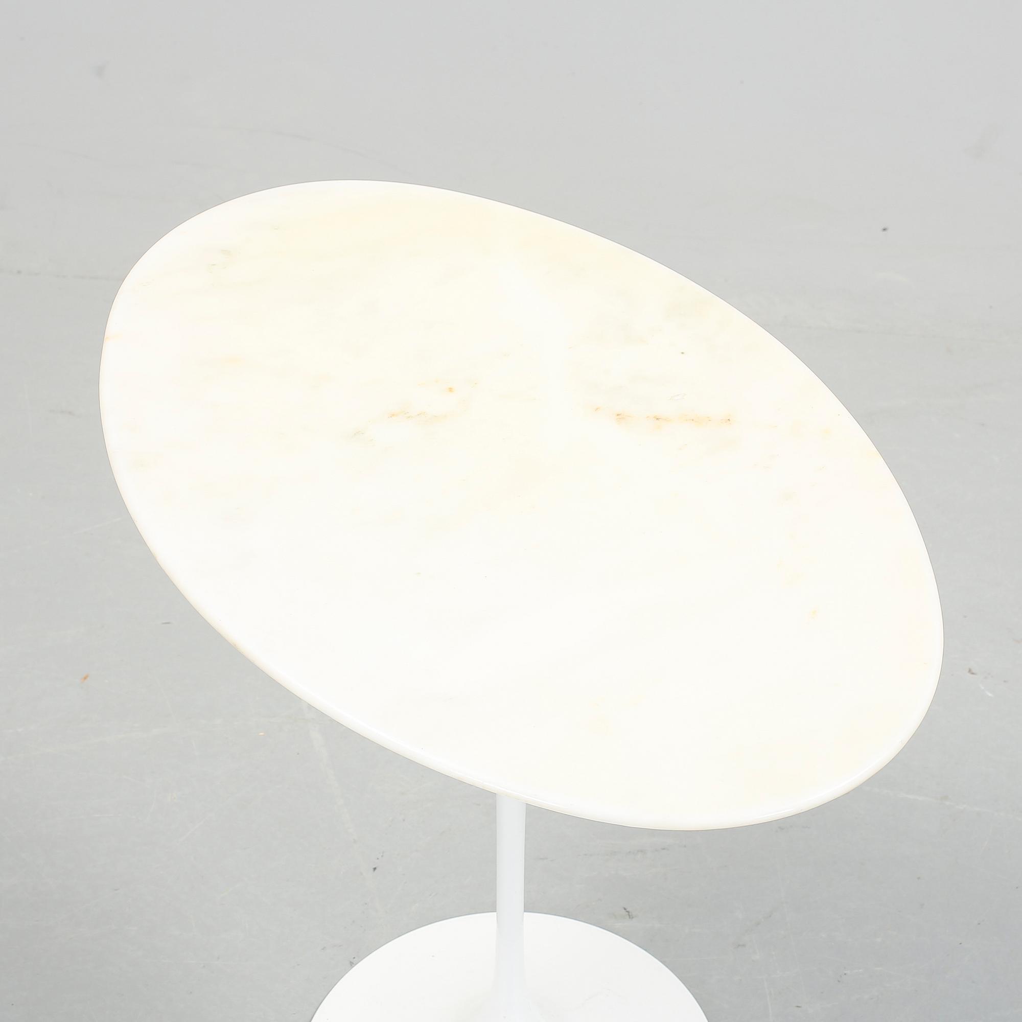 LAMPBORD, "Tulip", Eero Saarinen, Knoll International.