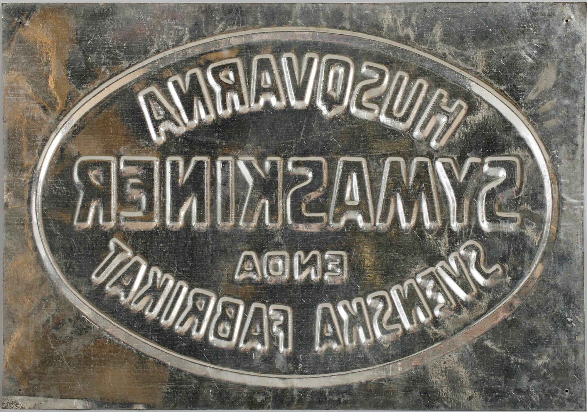 PLÅTSKYLT, 1900-talets första hälft.