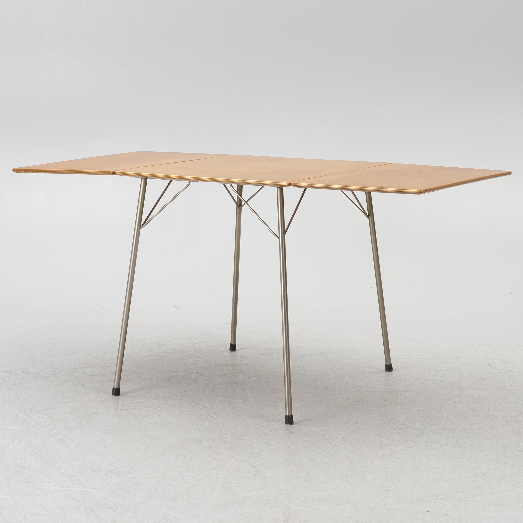 Arne Jacobsen, Table, model 3601, Fritz Hansen, Denmark.