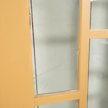 Vitrinskåp, nyrenässans, sekelskiftet 1900.