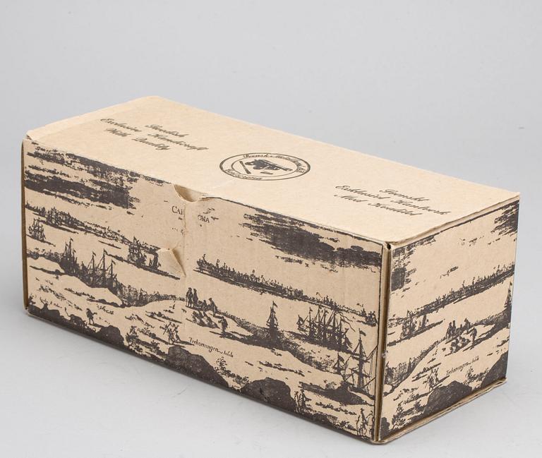 Two table cannons, 2000-century.