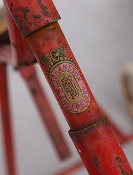 TREHJULINGAR, 2 st, en märkt HJ Johansson, Anderstorp, 1900-talets första hälft.