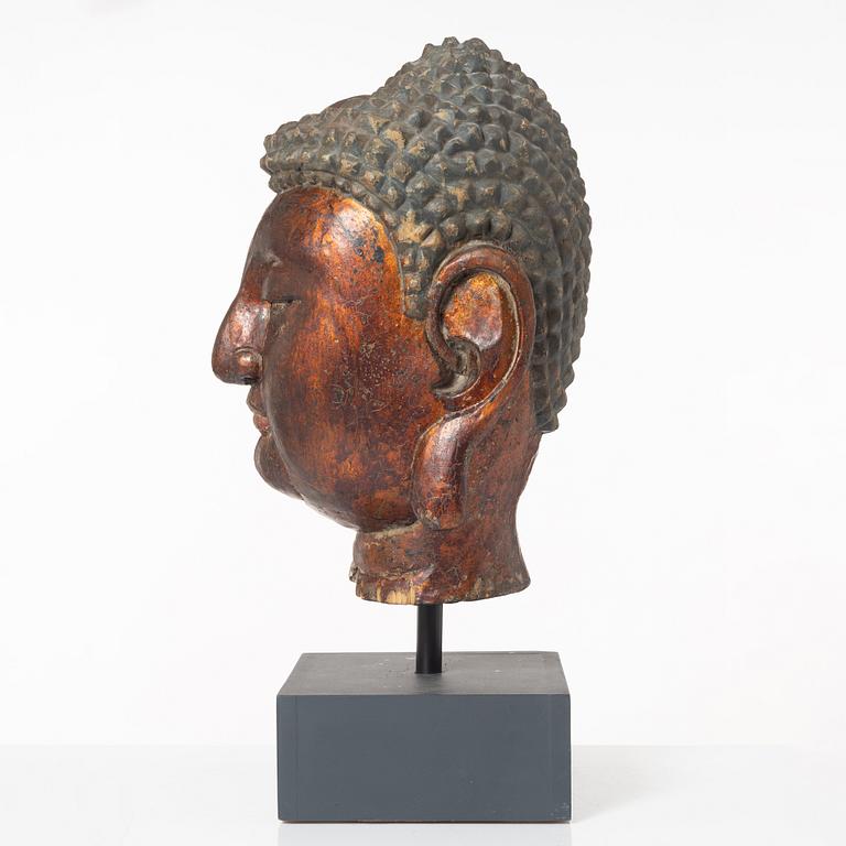 Skulptur, Buddha-huvud, lackerat trä, Mingstil men senare.