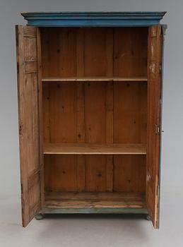 KLÄDSKÅP, 1800-talets andra hälft.
