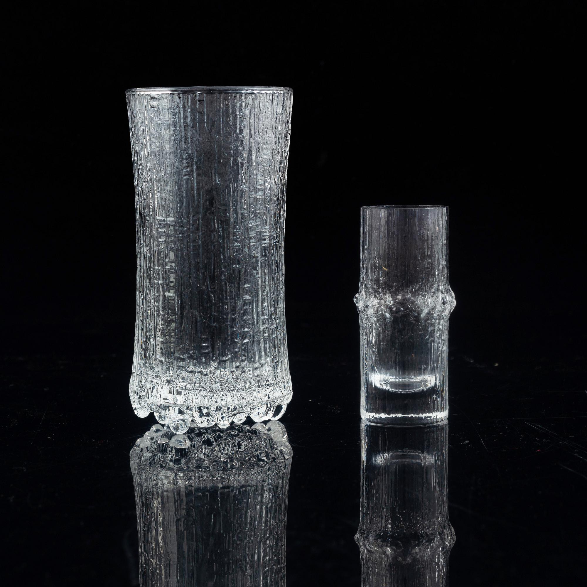 Tapio Wirkkala, glasservis 52 delar, "Ultima Thule", Iittala, Finland, 1900-talets andra hälft.