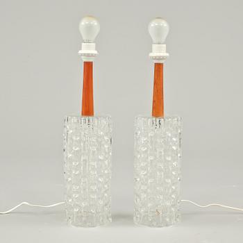 BORDSLAMPOR, ett par, Fåglavik, 1900-talets tredje kvartal.