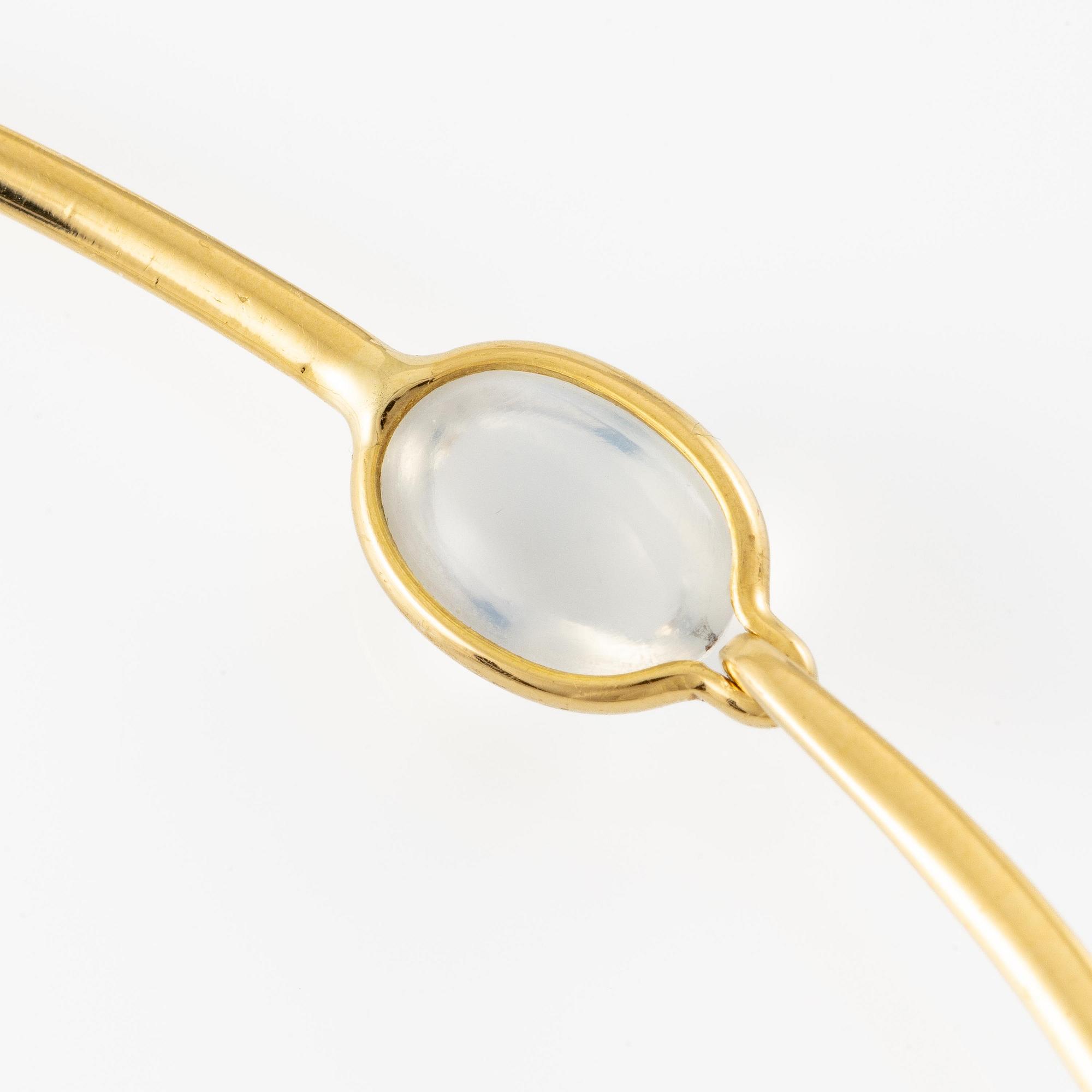 Vivianna Torun Bülow-Hübe, a necklace, 18K gold set with a moonstone, Jakarta.