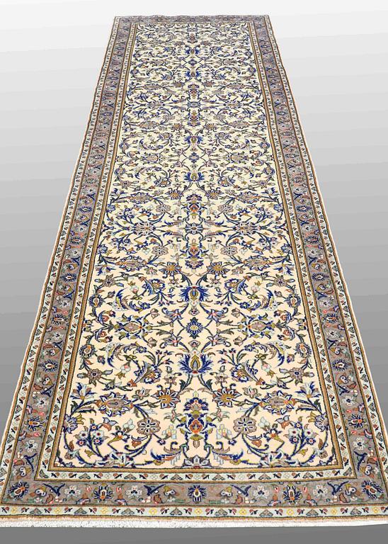 A CARPET, Kashan  383 x 100 cm.