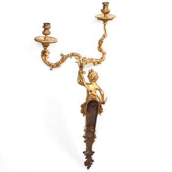 APPLIQUER, för två ljus, ett par, Frankrike, 1700-talets början, Régence.