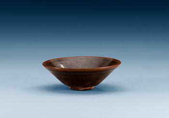 A 'jian-splashed' temmoku bowl, Song dynasty (960-1279).