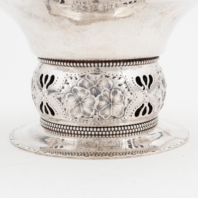 An art nouveau silver centrepiece, mark of K. Anderson, Stockholm 1915.