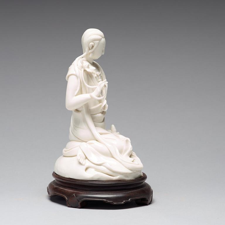 A blanc de chine figure of Guanyin, Qing dynasty.