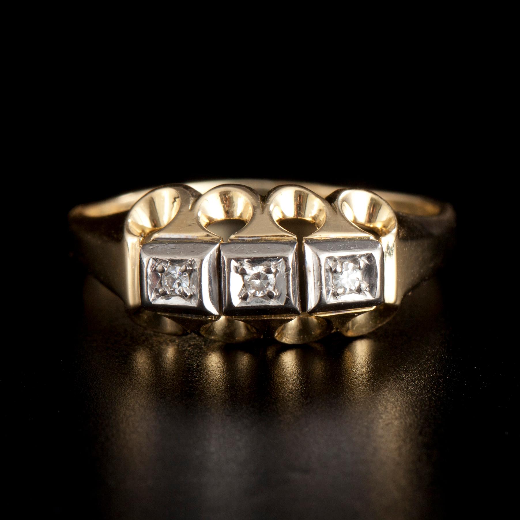 RING, 18K guld/vitguld. 8/8 slipade diamanter ca 0.045 ct. Vikt 4,5 g.