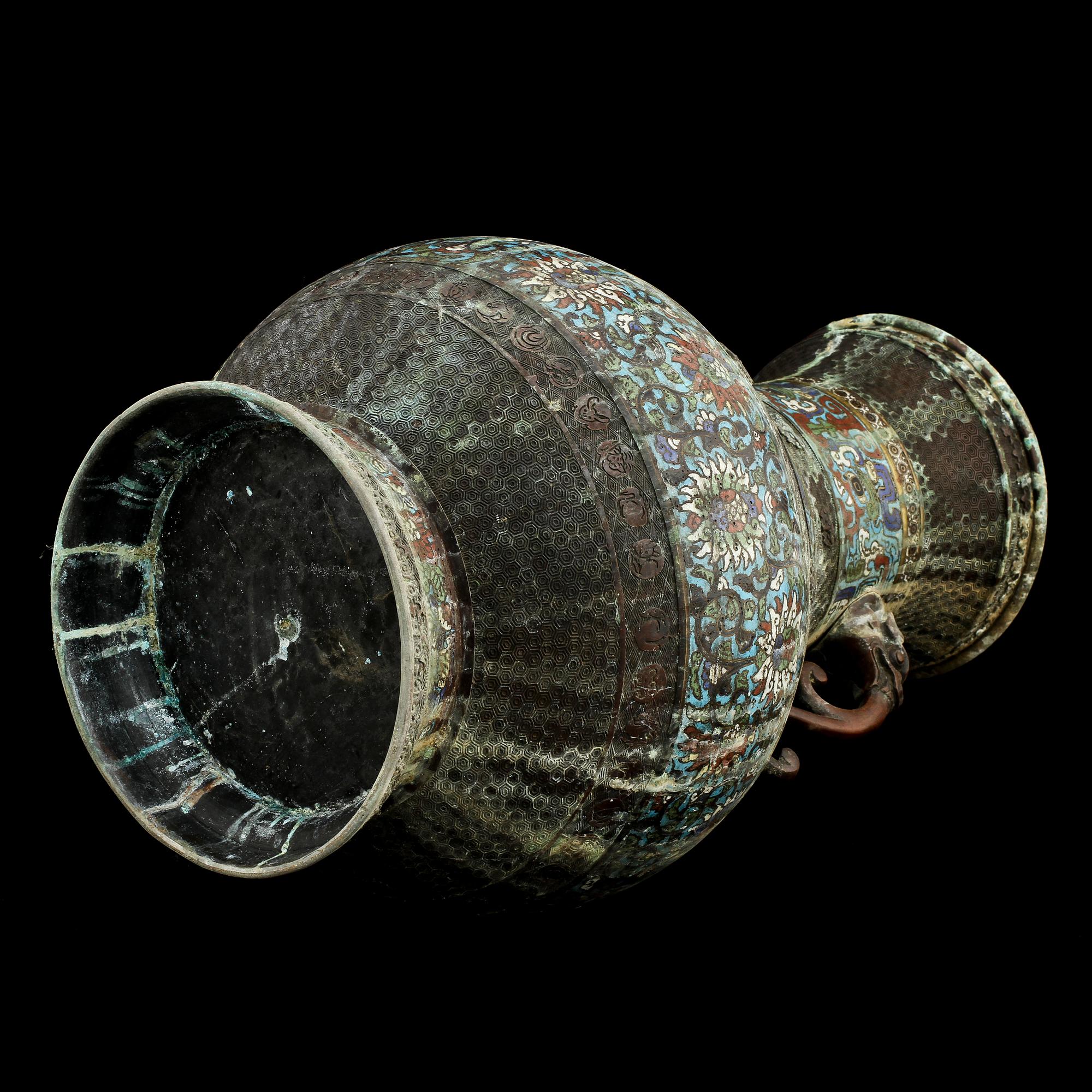 URNA, cloisonne, Kina, 1900-tal.