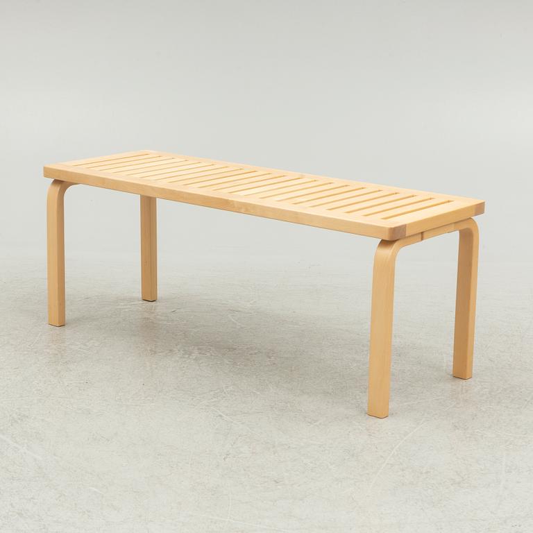 Alvar Aalto, a "153A" bench, Artek, 21st century.