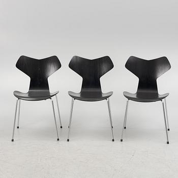 Arne Jacobsen, stolar, 3 st, "Grand Prix", Fritz Hansen, Danmark.